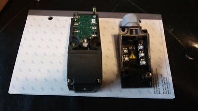 Escort Memory Systems RS427-20 RF Reader Read ONLY Block 30 day WARRANTY