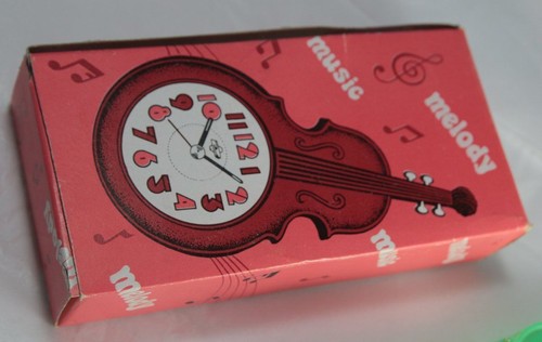 Kitsch Vintage Koyo Quartz Melody Music Clock Irridescent Green Cello - DISPLAY - Picture 4 of 6
