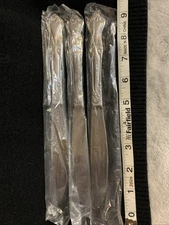 Oneida Stainless Dinner Knives 9.25”Set of 3 Unused Heavyweights