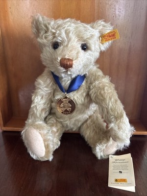 Steiff 12 Inch Bear Made Exclusively For Danbury Mint, 667305