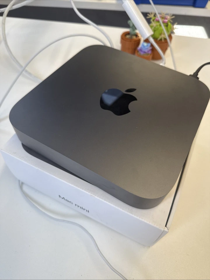 Apple Mac Mini 2018 - Image 4 of 4