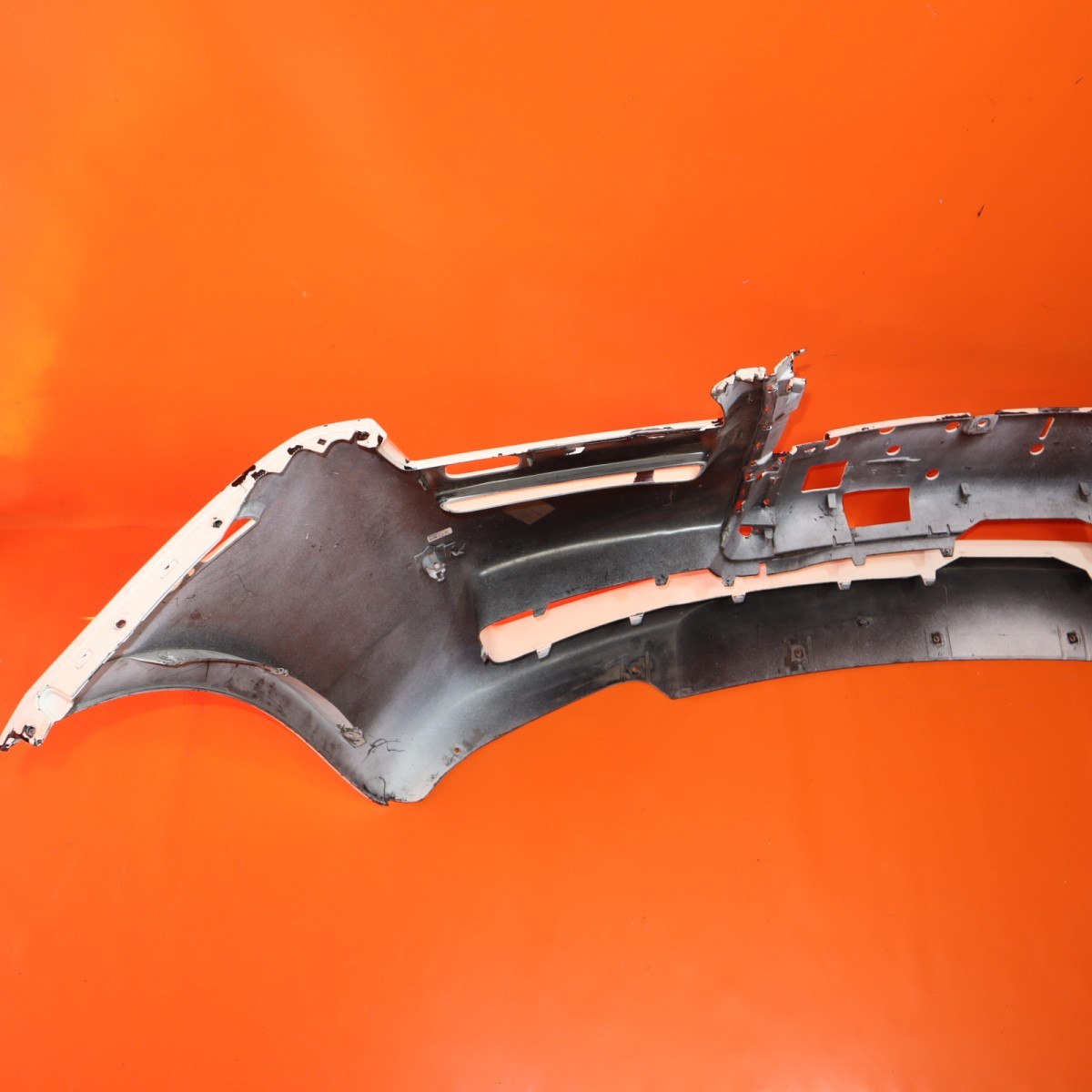 ROLLS ROYCE GHOST FRONT BUMPER 2010 2011 2012 2013 2014 51117198862 DAMAGED