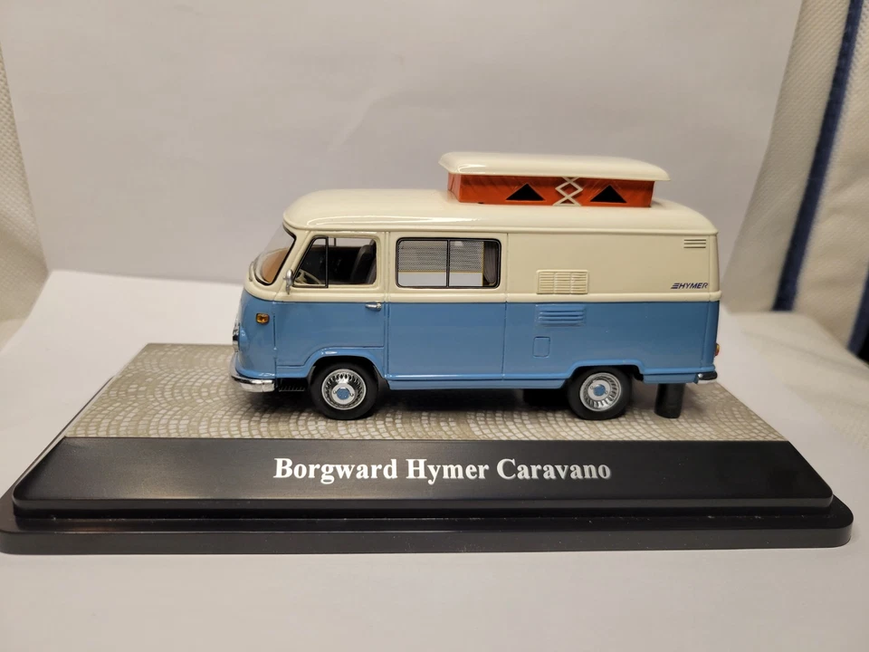 Autocaravana Premium ClassiXXs Borgward Hymer en azul y blanco 18038 1/43 Ltd 750 Foto 4 de 4