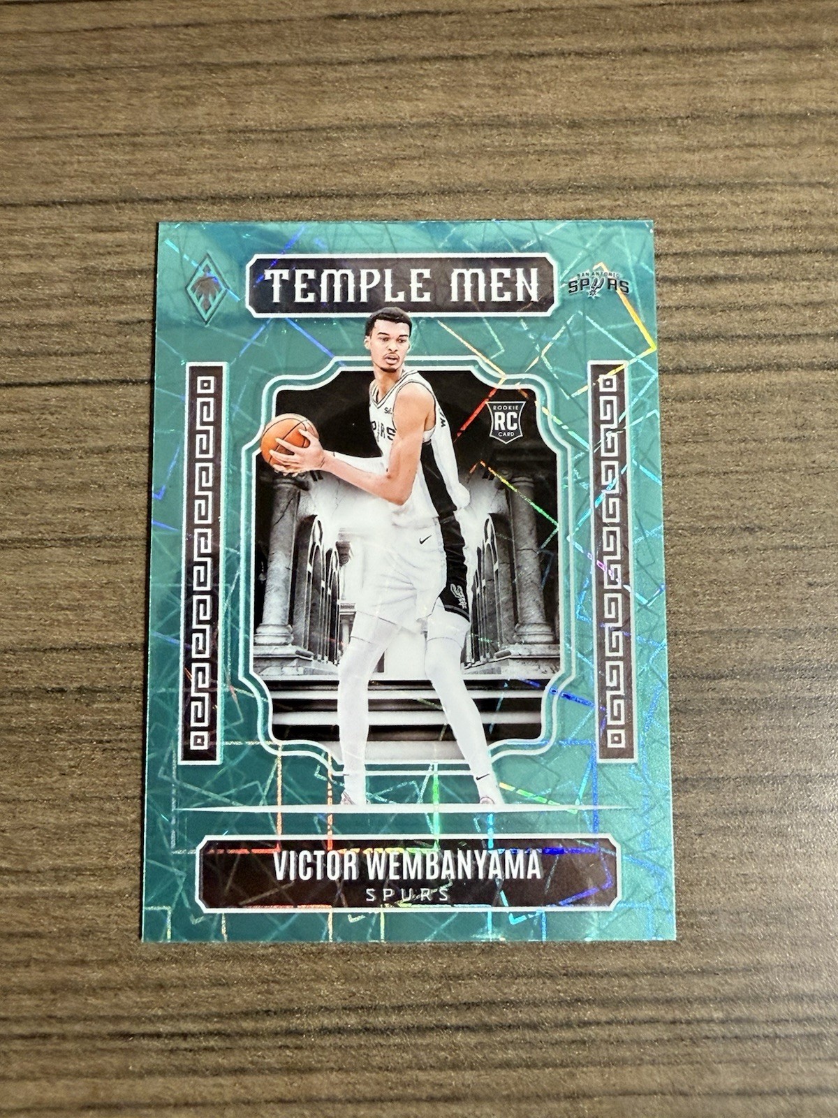 VICTOR WEMBANYAMA 2023-24 Panini Phoenix Temple Men Teal Lazer Prizm #7 Spurs