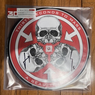(SIGNED) Thirty Seconds To Mars A Beautiful Lie Autographed Cover 