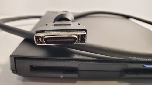 IBM Thinkpad 3.5” 1.44MB External Floppy Drive 05K6187 05K8874 with SCSI Cable - Afbeelding 6 van 12