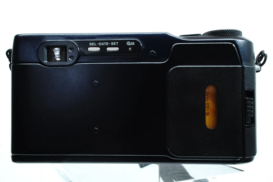 [Excelente COMO NUEVA con correa] Cámara fotográfica FUJIFILM KLASSE negra apuntar y disparar 35 mm de Japón Foto 4 de 4