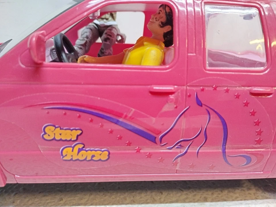 New-Ray Pink Pick Up Truck & Trailer Star Horse Set (No Figures) - Image 4 of 4