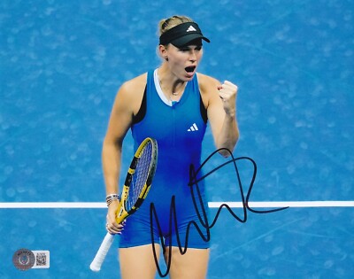 タイムセールCAROLINE WOZNIACKI 直筆サイン　10枚限定 CAROLINE WOZNIACKI SIGNED AUTO'D 8x10 PHOTO BAS COA WTA AUSTRALIAN
