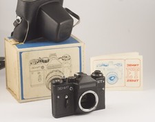 ZENIT ET BLACK CAMERA BODY MINT IN BOX PASSPORT SERVICED CLA'D WORKS PROPERLY