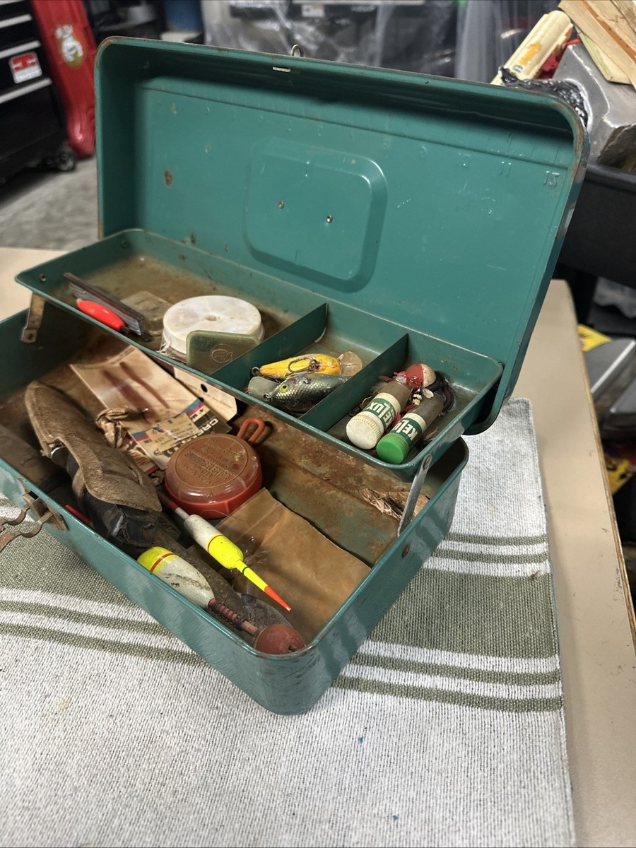 Vintage Green Fishing Tackle Box Made In USA Hiawatha Quality