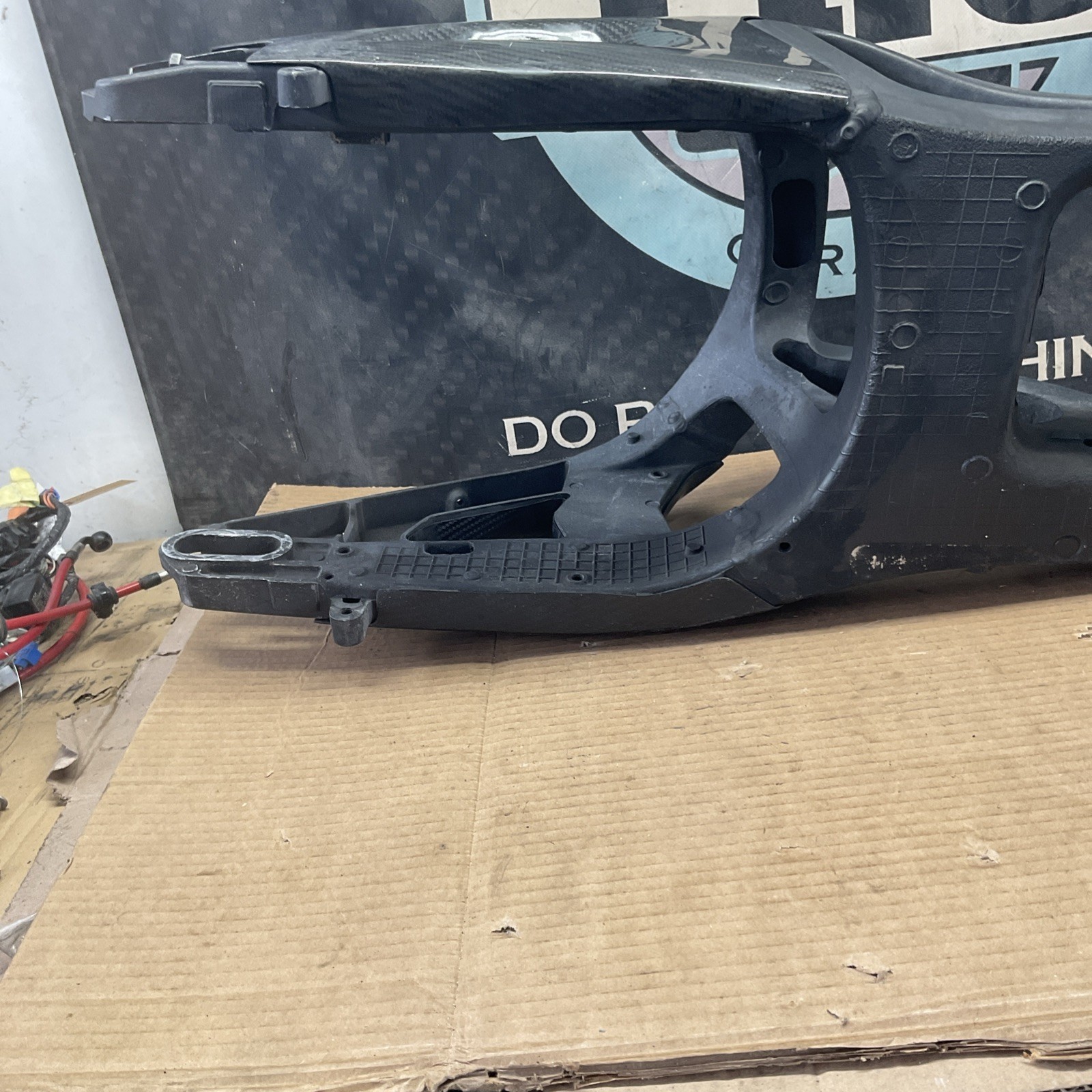 11-15 Kawasaki Ninja ZX10R Rear Swing Arm W/ Bestem USA CF Covers 33001-0227-18R