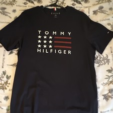 Tommy Hilfiger Men  s Navy Logo Graphic Print Crew Neck Short Sleeve T-Shirt M