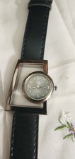 Holly Wood ladies fashion Watch w, great Modernistic Design (runs)