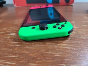 Nintendo Switch HAC-001 32GB Console Bundle w/ Joy Cons + Box + Accessories