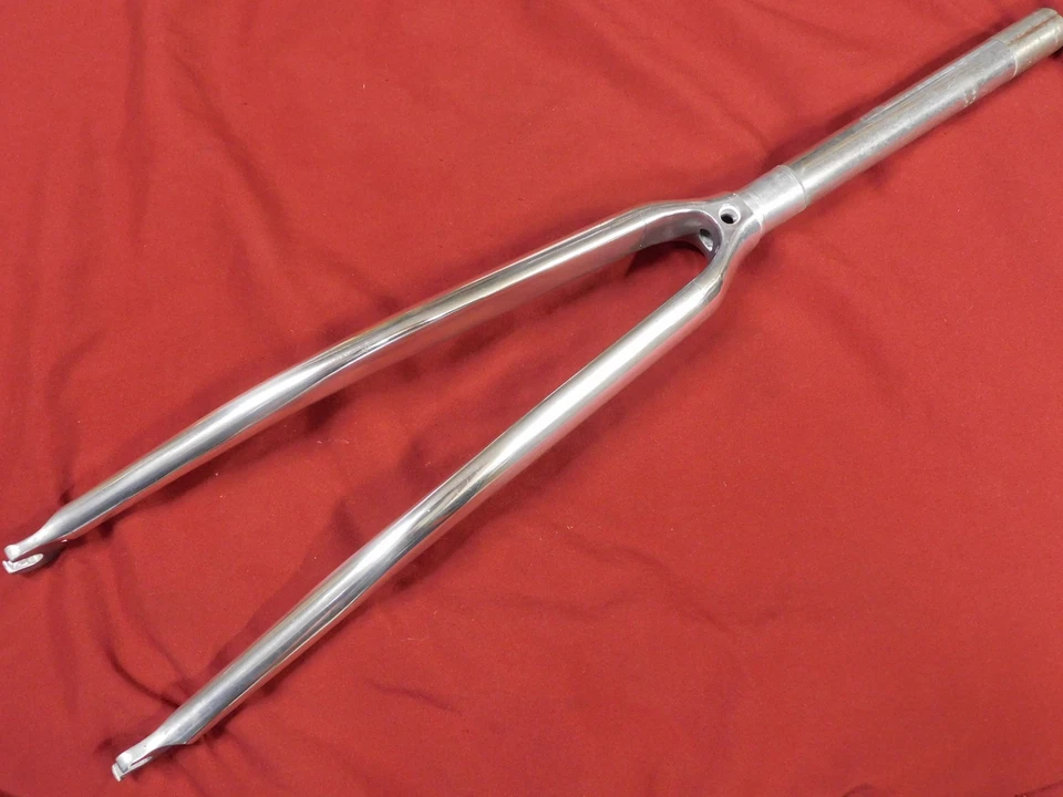 New Old Stock 1" Threaded Aluminum Fork 220 mm Steering Tube 27.0 mm Crown Race - Image 2 of 4