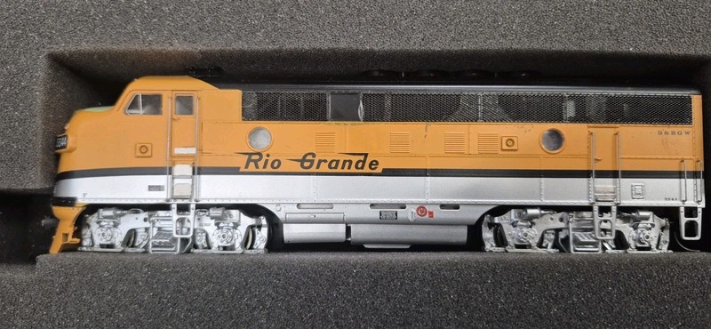Athearn Genesis F3A DRGW #5543 DCC SOUND  (Read Description)