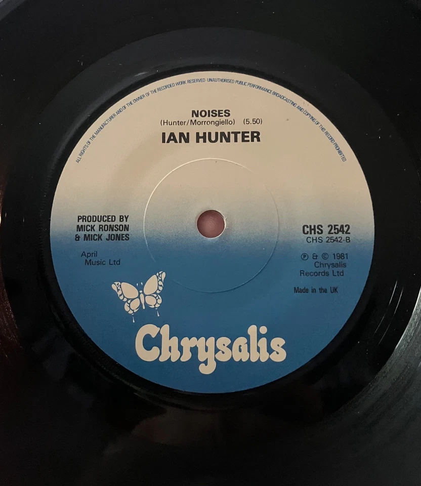 Ian Hunter Lisa likes rock n’ roll UK 7 inch Single The Clash - Image 4 of 4