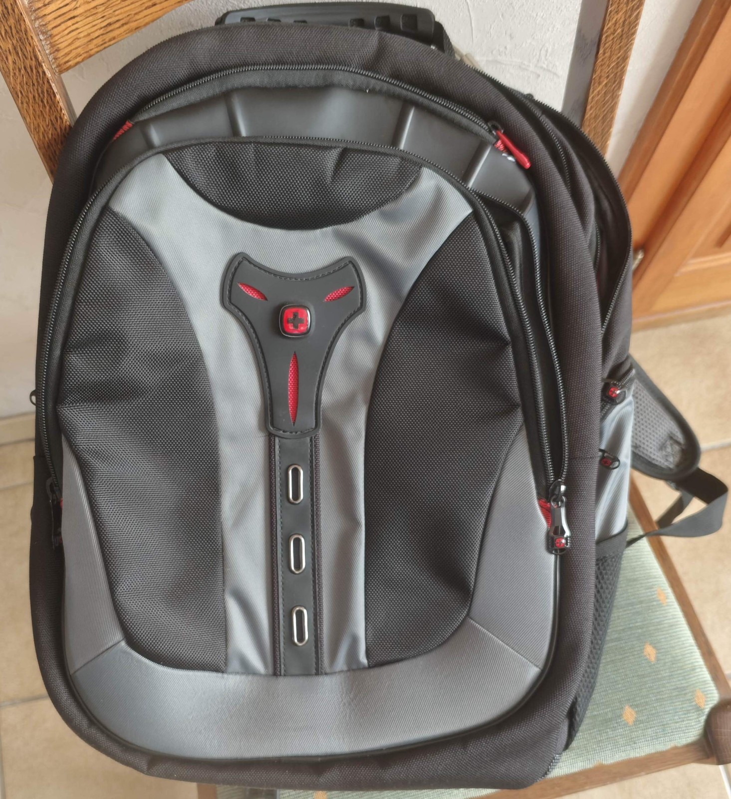 Sac à dos WENGER SwissGear antishoc grand PC portable 17 pouces imperméable à triple blindage