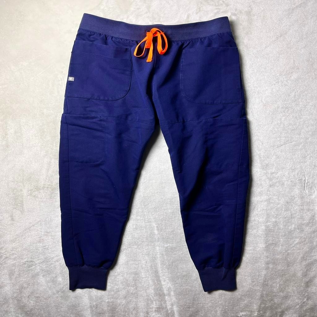 FIGS Scrub Set Women's S Zamora Joggers Casma & Rafaela Tops Dark Blue Medical image 2