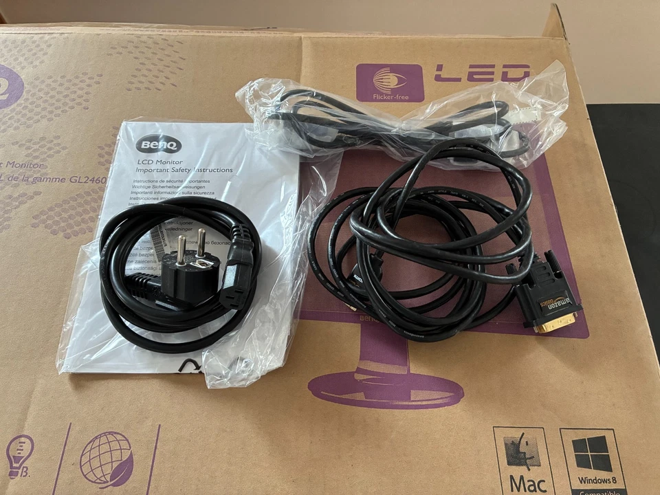 BenQ GL2460 24 Zoll Monitor mit Full HD-Auflösung - kleiner Sekundenkleber Fleck - Bild 4 von 4