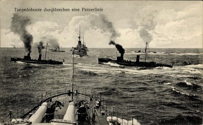 Ak Torpedoboote durchbrechen eine Panzerlinie, Kriegsschiffe - 4739800