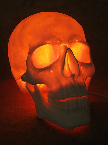 Pantalla de cráneo de dos piezas iluminada, utilería de Halloween, cráneos humanos NUEVO - Imagen 6 de 9