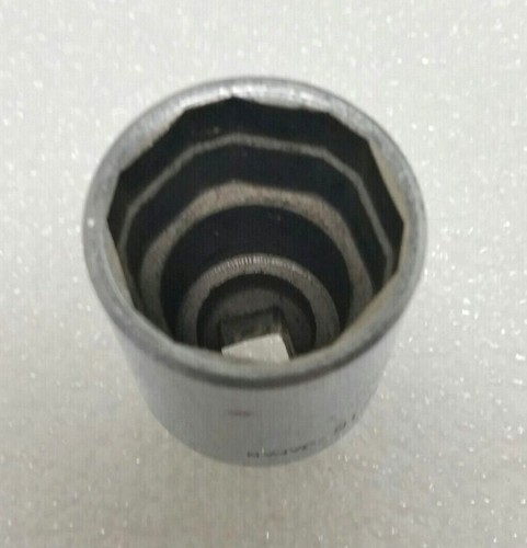 Oil Pressure Sending Unit Socket 1 1/16", PLEWS Tools 72-281, 3/8" Drive, Japan - Picture 6 of 7