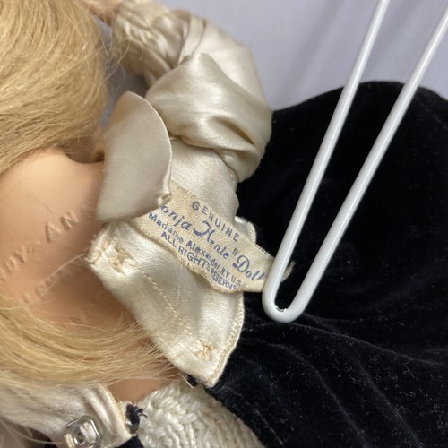 All Original Composition Madame Alexander Sonya Henie Doll Excellent Condition - Picture 10 of 11