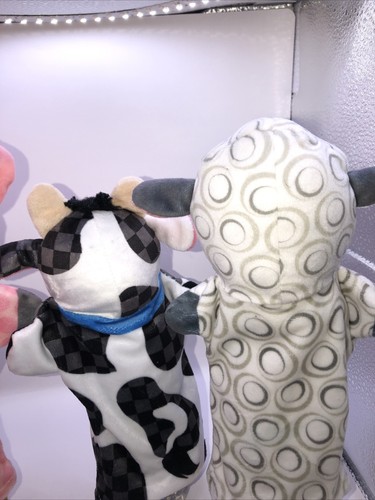 Melissa & Doug Farm Friends Hand Puppets 3- Cow, Sheep, and Pig - Picture 6 of 6