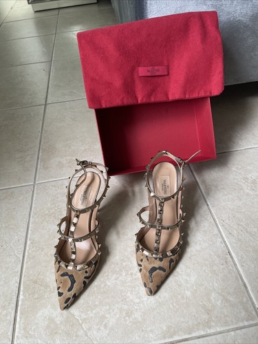valentino garavani rockstud shoes