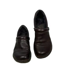B.O.C.  Brown Genuine Leather Clogs Woman's  Comfort Shoes  9.5