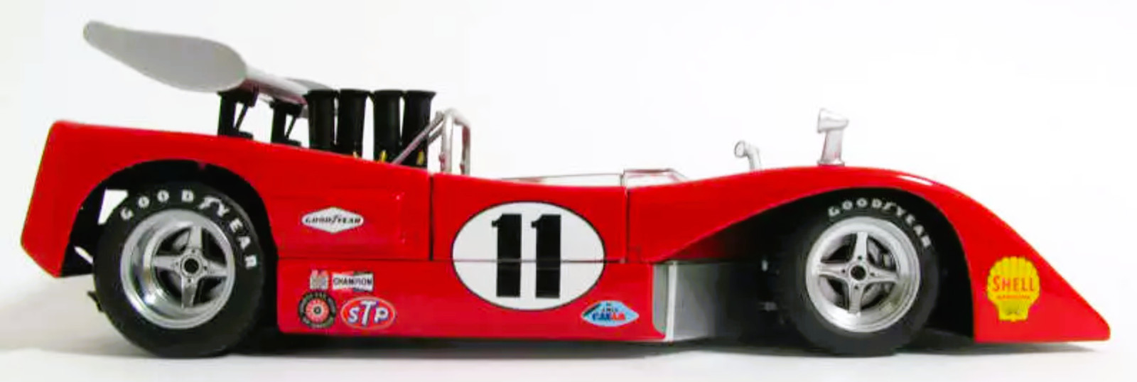 Mclaren w/Chevrolet 55Chevy57 Corvette V8 Engine1:18SCALE1966MODEL1957 1963 1967