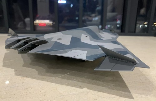 Chengdu J-36 1:72 Diecast (metal) modelo de combate de seis generaciones - Imagen 14 de 16