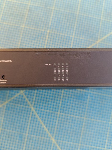 level one - ges-1650- 16 GE + 4 GE SFP Web Smart Switch - Zdjęcie 5 z 9