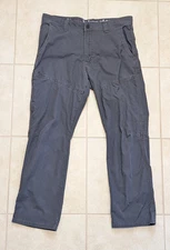 Wrangler Pants Men's 34x32 Grey All Terrain Gear ATG Outdoor Hiking