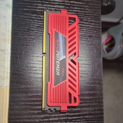 Geil EVO Potenza GPR48GB2666C19S DDR4 8GB 1x8GB UDIMM Desktop Memory 2133MHz