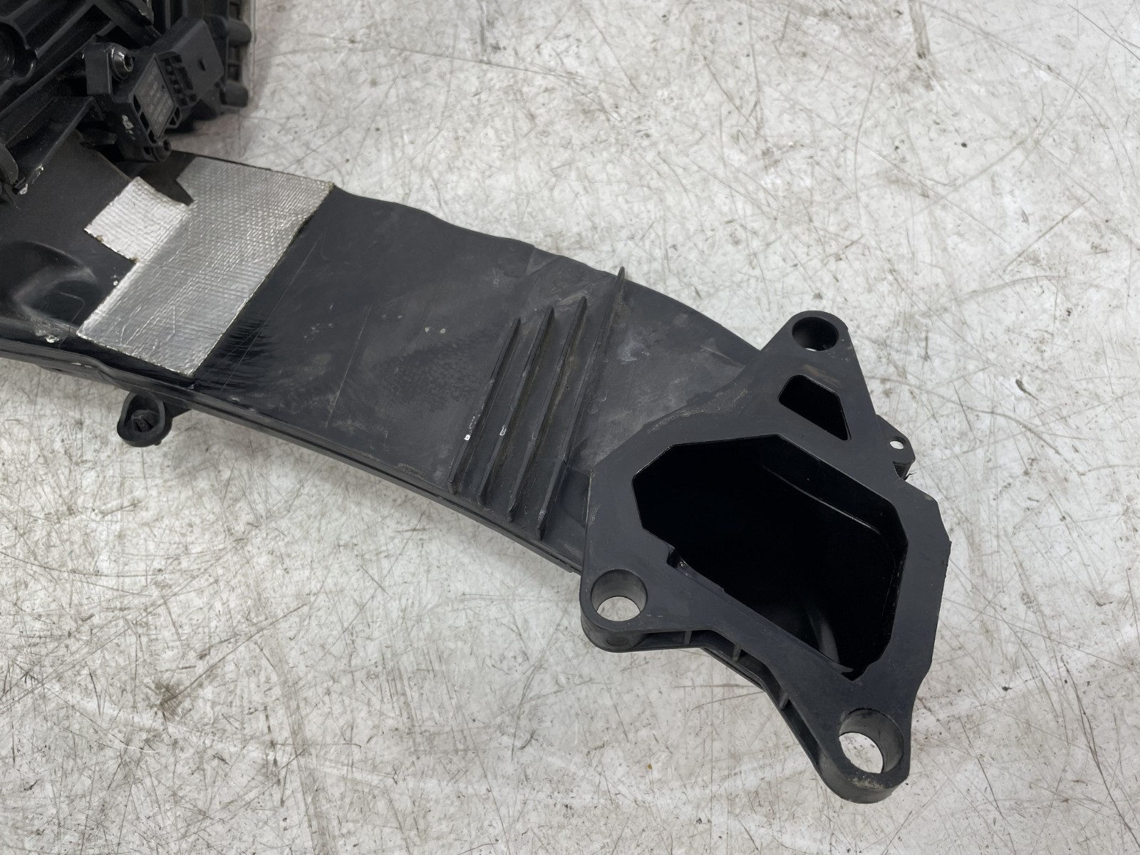 ✅ 2013-2017 OEM Bentley Continental GT 4.0L V8 Turbocharger Air Intake Duct *