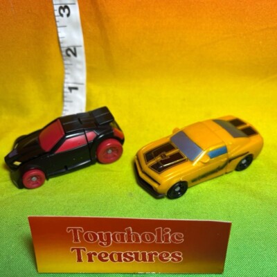 Transformers Bumblebee VS Shadow Striker Revenge of the Fallen Legends