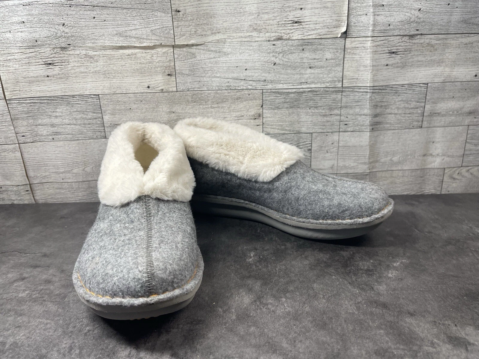 Clarks Cloudsteppers stivali donna 7M scarpe passo flusso grigio lana pelliccia orlo caviglia bassa