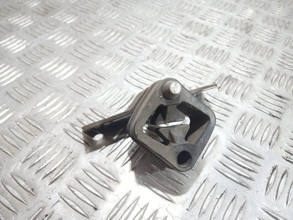 Land Rover Range Rover L322 2005 Halterung Schalldämpfer Auspuff UST83331 Foto 2 de 3