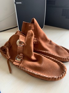 handmade deerskin moccasins