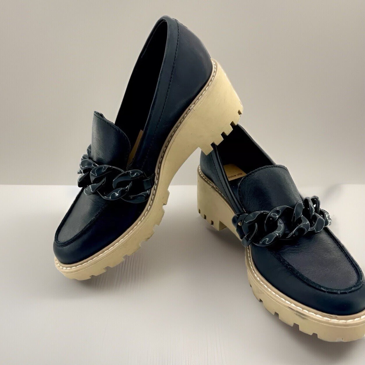 SAOLA Mocassini Dolce Vita Haris in pelle nera con suola a strappo e plateau taglia 7 5 usati in ottime condizioni