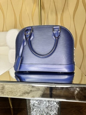 Louis Vuitton Blue Colorful Bags & Handbags for Women for  display picture 1