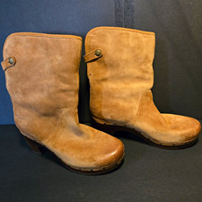 UGG Australia Lynnea Suede Clog Boots Chestnut Brown Shearling Lined Size 8