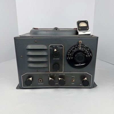 Fisher Research Labs RF45 Direction Finder Receiver Vintage Tube Radio Untested