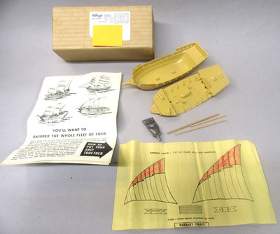 RARE 1956 Pyro BARBARY PIRATE Ship Kelloggs Cereal premium 1:250 model kit w/box
