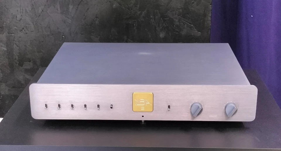 YBA 2 PRE preamplificatore - Immagine 2 di 4