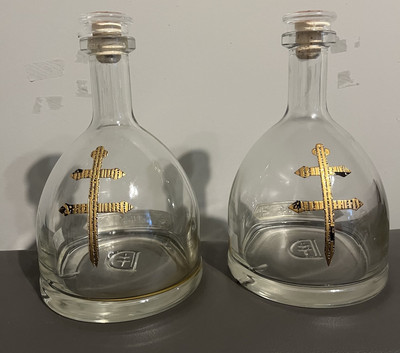 Pair (2) D`USSE 750ML VSOP Cognac Bottles