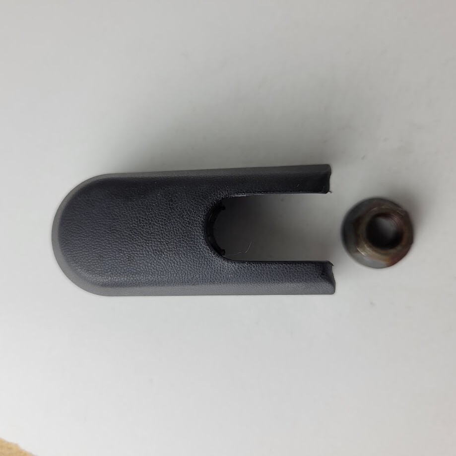 20042010 Toyota Sienna Rear Wiper Arm Mounting Nut with Cover Black